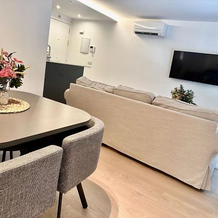 Private Room In A Shared Apartment, Habitacion Privada En Un Apartamento Compartido En Pacifico, Мадрид Екстериор снимка